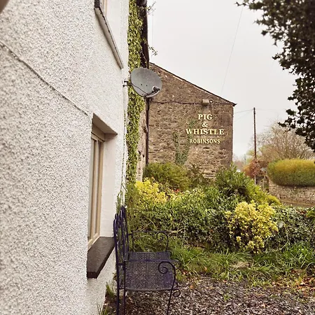 Holiday home Holly Cartmel